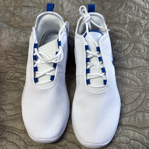 men’s Nike air max motion 2 shoes, size 10 nwt - Picture 4 of 9